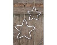 hvid stjerne i træperler.