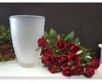 Et foto af glas vaser i mat look til store buketter