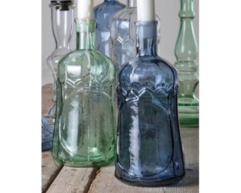 Trend foto af en flaskestage til bedelys i blå - stor model.