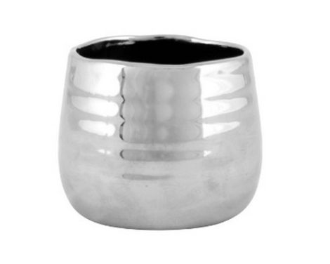 Et foto af en potteskjuler i sølv