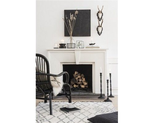 Trend billede af en lysestage i sort fra ib laursen