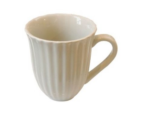 Et foto af kaffe krus i latte farve - mynte stentøj