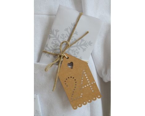 Trend billede af hængemærker til jul - pakkekalender mærker