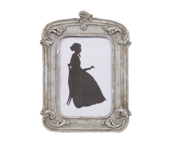 Et foto af små billedrammer firkantede fra chic Antique