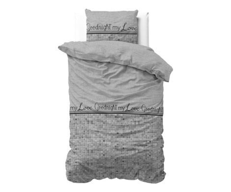 Et foto af sengetøj gråt 140x220 cm. med teksten goodnight my love