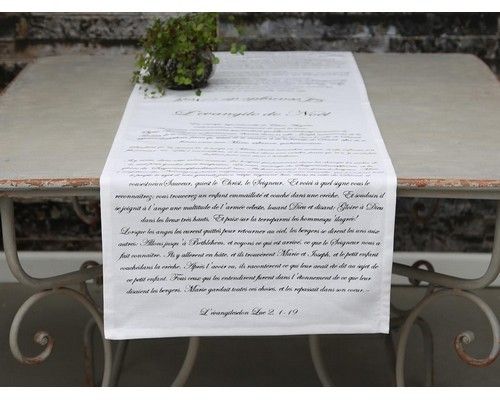 Køb hvid bordløber fransk tekst til jule bordet - Lige