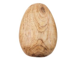 Et foto af et træ påskeæg til pynt fra ib laursen