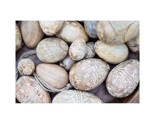  malet påskeæg i træ