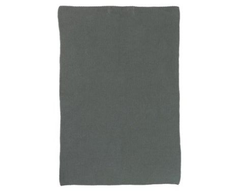 Et foto af et strikket gæstehåndklæde i mos grøn fra ib laursen