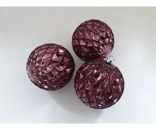 Et foto af lilla julekugler store til ophæng og dekoration fra I.C. Lauring