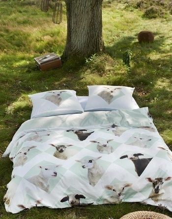 Børnesengetøj med dyr her får og lam 140x200 i ren bomuld fra covers og co