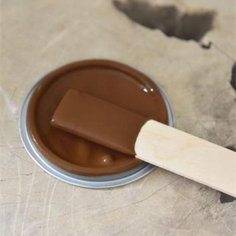 Se Warm Brown Vintage Paint 100 ml. eller 700 ml. hos Egesgaves Brugskunst