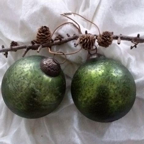 Grøn julekugle stor i glas til ophæng