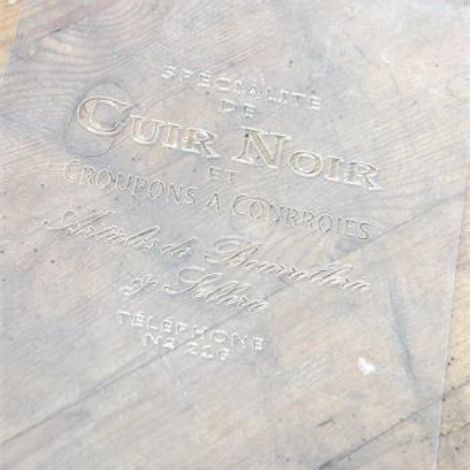 Stencils med tekst Cuir Noir