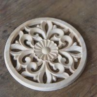 Ornamenter i træ til møbler og vægge rund med udskæringer