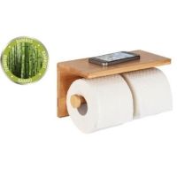 Toiletrulleholder til flere ruller i bambus træ med hylde fra wenko