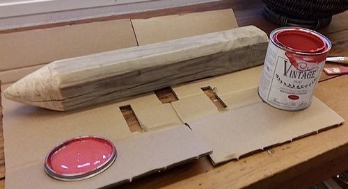 Diy knagerækken er savet og slebet fint nu skal den males Diy knagerækken er savet og slebet fint nu skal den males