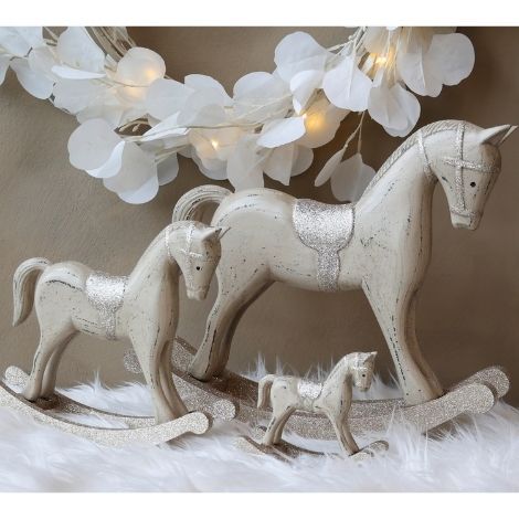 Gyngehest i træ latte farve med glimmer