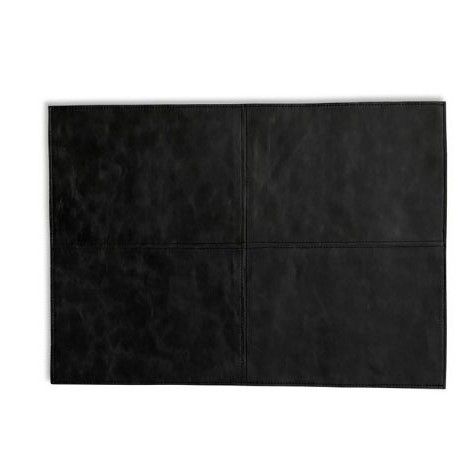 Sorte dækkeservietter i læder fra stuff design 32x45 cm