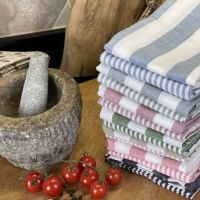 Lækre viskestykker med striber rosa og hvid sæt med 2 stk i hver pakke