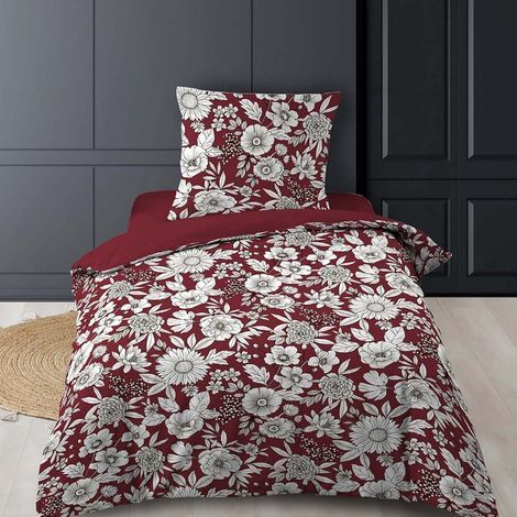 Bordeaux sengetøj med blomster 140x200 redt op på enkeltseng