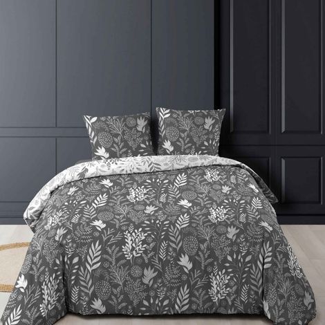 Sengetøj gråt redt op på dobbeltdyne