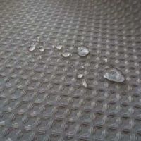 Nærbillede af badeforhæng180x220 grå