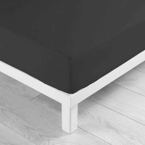 Sort lagen 180x200 glat redt op på dobbelt topmadras