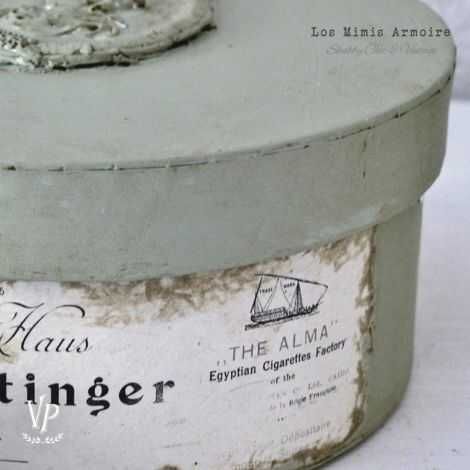 Rund hatteæske malet med moss green kalkmaling