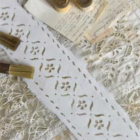 Blomster stencil i plast til maling og dekoration på vægge og møbler