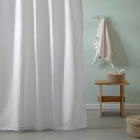 Hvidt bruseforhæng i stof 180x200 i jaguar vævet stof klæbefrit i god kraftigt og tung kvalitet