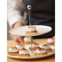 Kagefad i 2 etager fra Mette Blomsterberg i hvid porcelæn