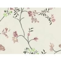 Lækkert sengetøj med blomster motiv hvor mønsteret ses tæt på slyngende blomster ranker på en råhvid bund