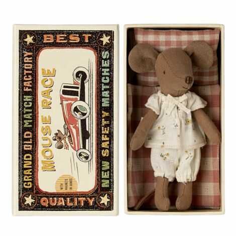 Maileg mus i æske i fint nattøj og tændstikæske med sengetøj