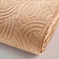 Brunt sengetæppe med puder 2 pudebetræk str. 60x60 sengetæppet er 220x240 med meget blød velour lignende overflade beige til soveværelset