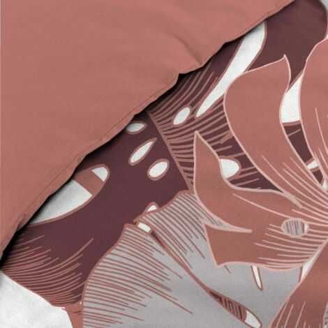 romantisk-sengetøj-til-dobbeltdyne-hvor-møster-ses-tæt-på