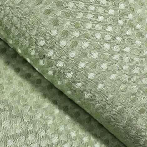 Grønt badeforhæng i polyester hvor mønsteret i tekstilet ses tæt på