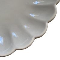 Ovnfast fad mynte stel med bølger i kanten i smuk lysebrun